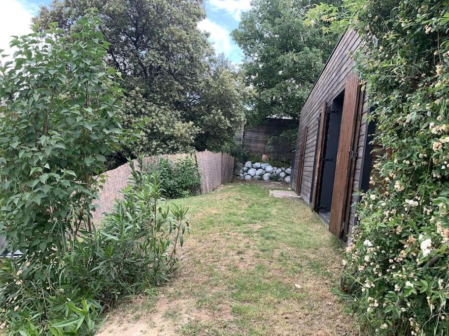 Maison En Bois A Entrechaux Dış mekan fotoğraf