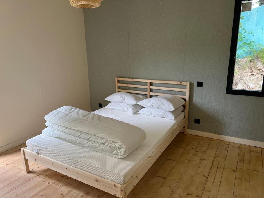Maison En Bois A Entrechaux Dış mekan fotoğraf